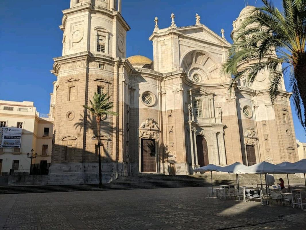 Ferienwohnung Lindo Piso En El Centro Historico De Cádiz Exterior foto